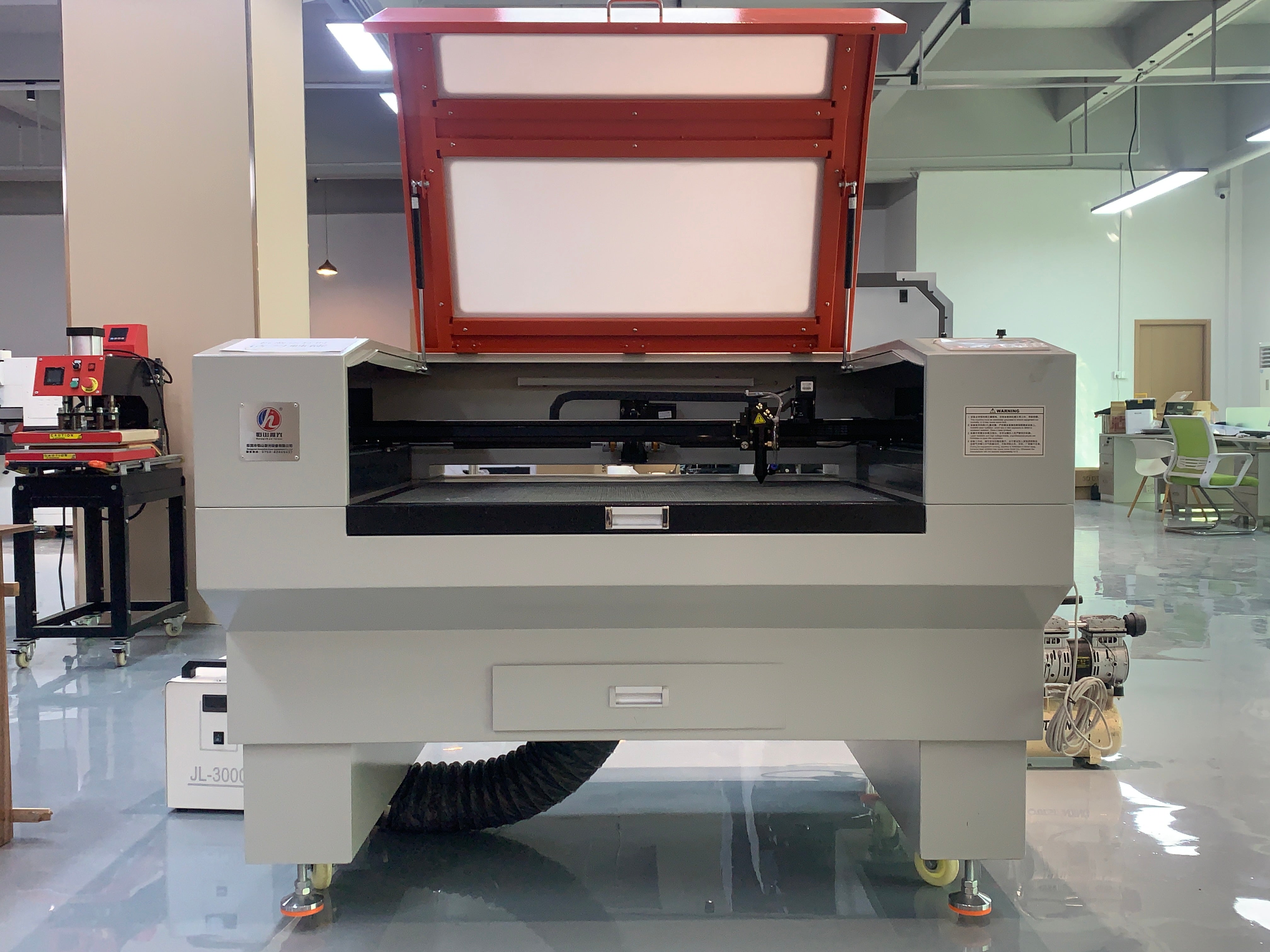 Laser Cutting Machine for Films & Labels